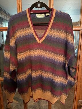 Cotton Traders North Winds Mens Large V-Neck Sweater Wool Blend Zigzag Italy